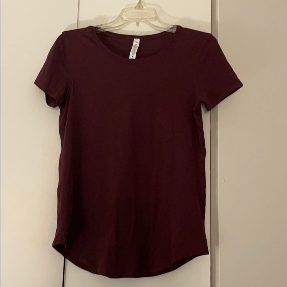 Lululemon Tee